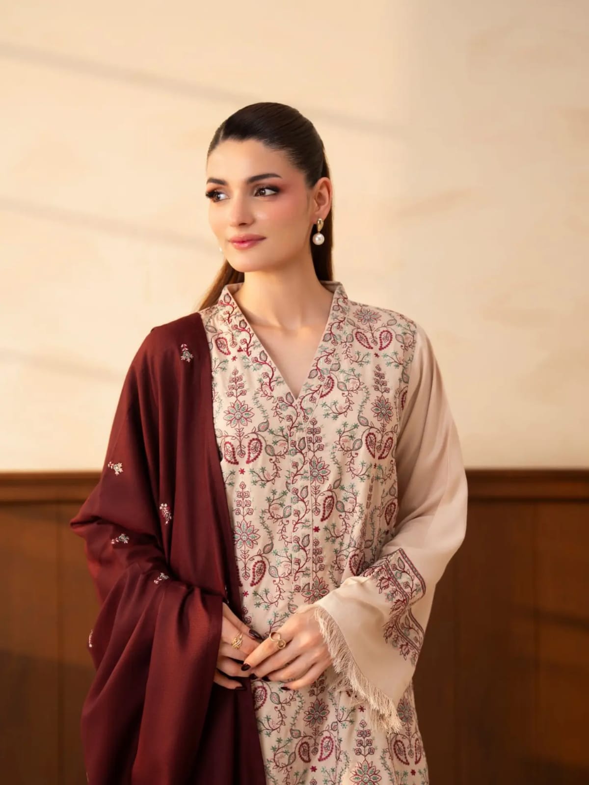 Blossom 3Piece Dhanak Embroidered D-009