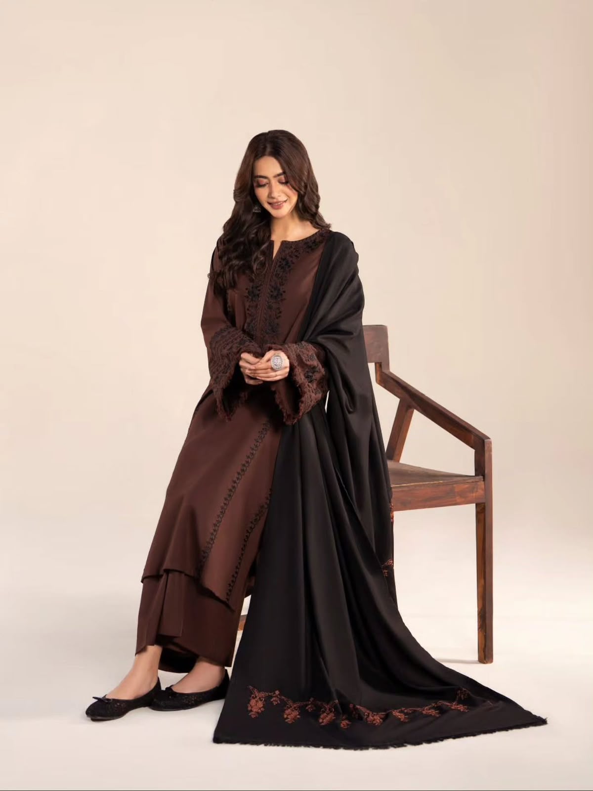 Blossom 3Piece Dhanak Embroidered D-011